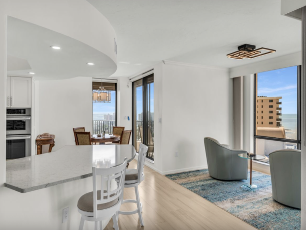 South end Marco Island Luxury Condo 3 month minimum